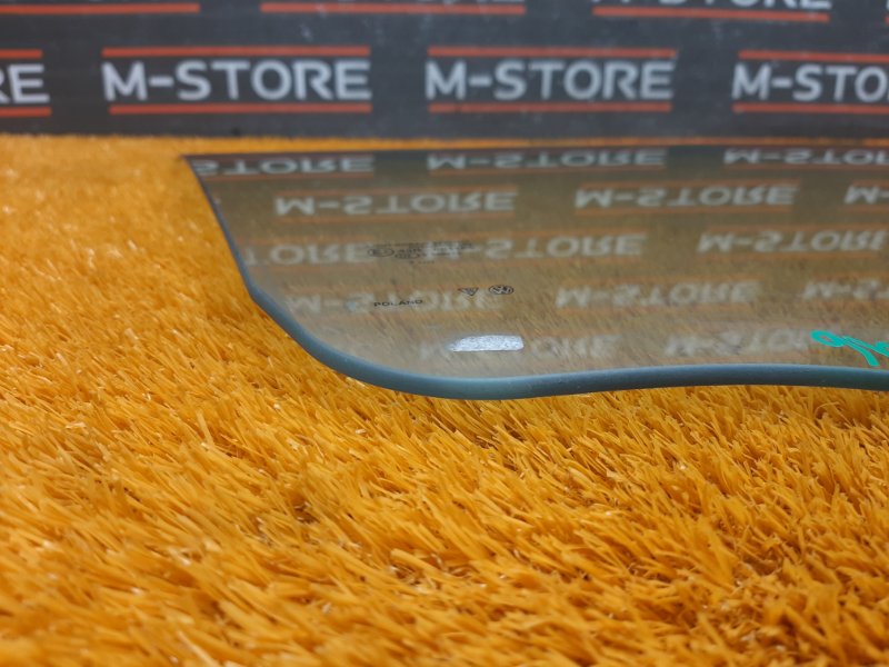 Стекло боковое, 860 рублей, Красноярск