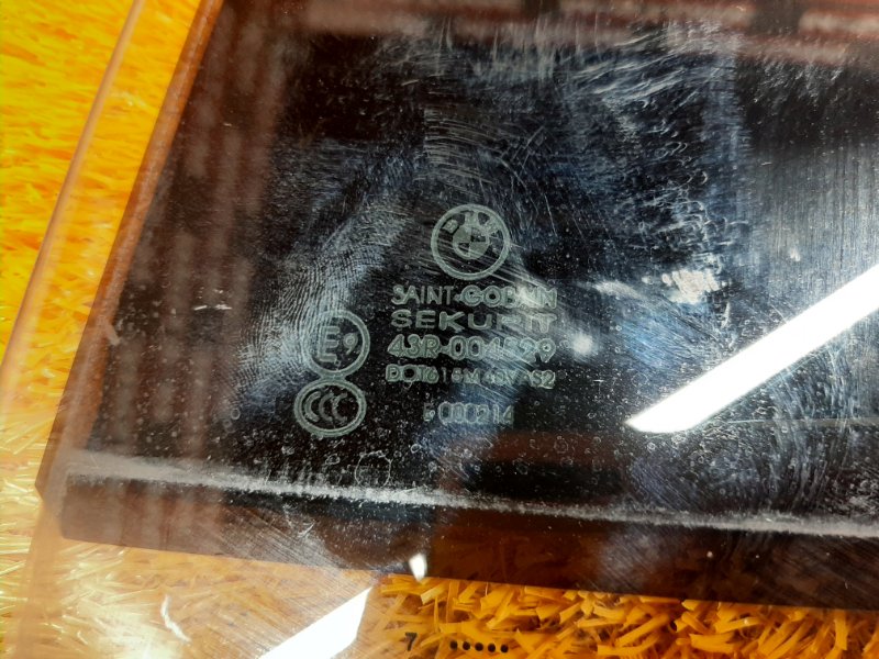 Стекло боковое, 860 рублей, Красноярск