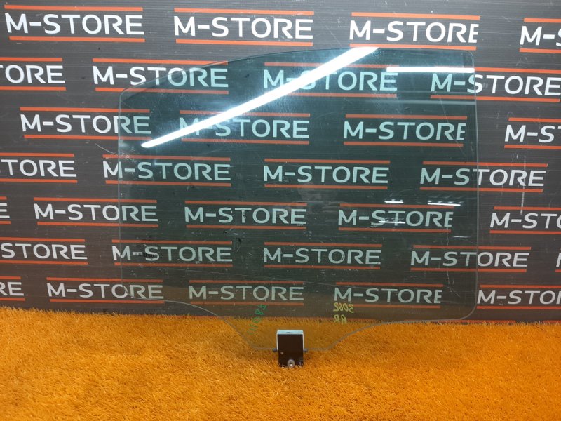 Стекло боковое, 1290 рублей, Красноярск