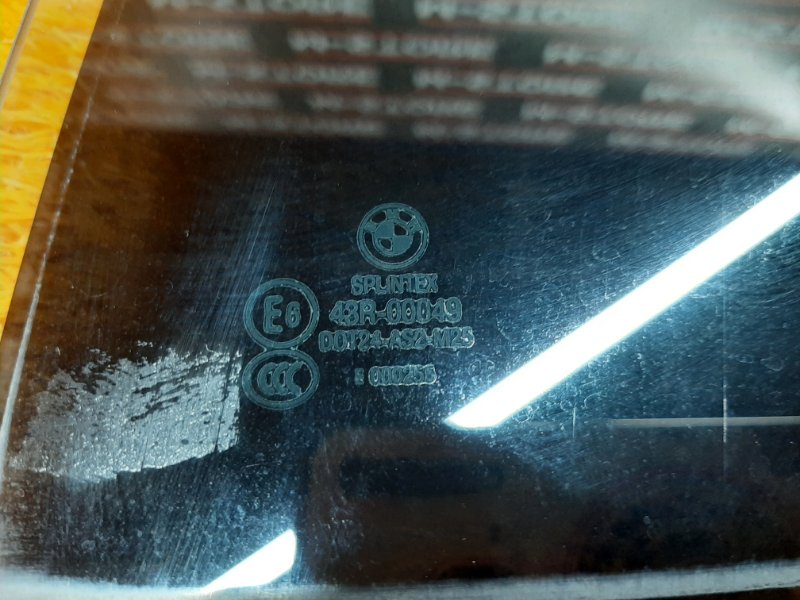 Стекло боковое, 350 рублей, Красноярск