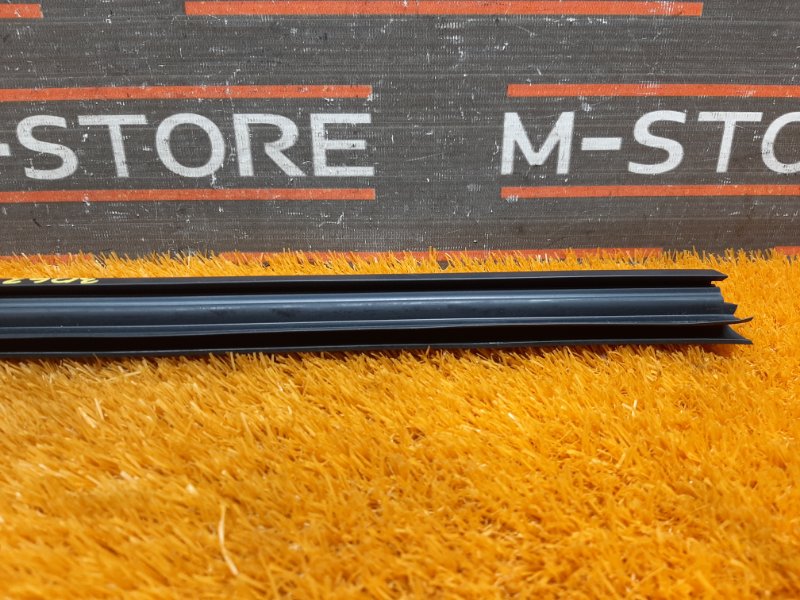 уплотнитель стекла двери, 340 рублей, Красноярск