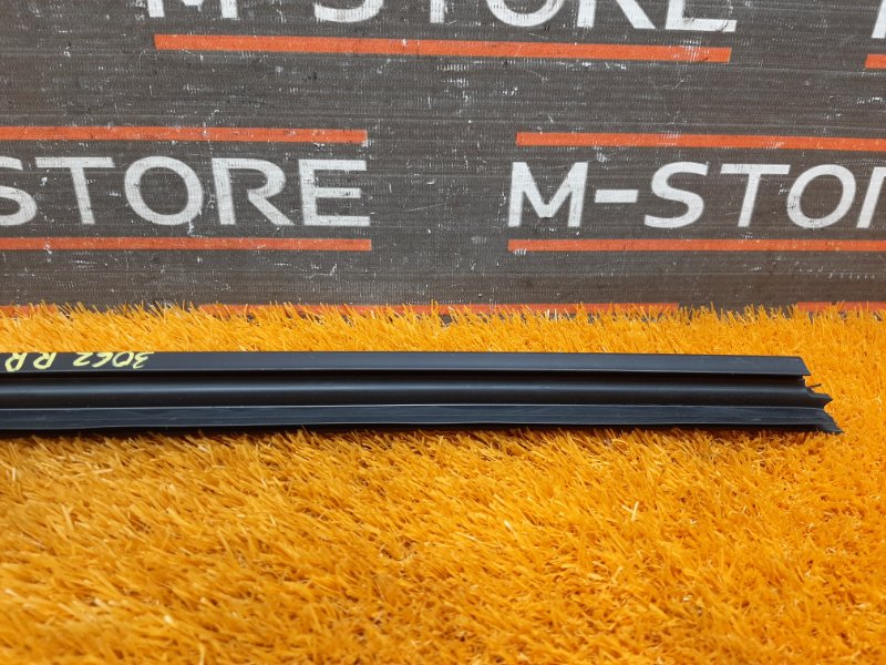 уплотнитель стекла двери, 340 рублей, Красноярск