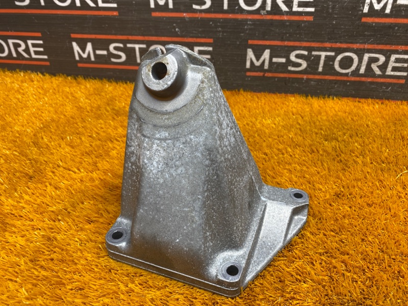 Кронштейн подушки двигателя, 630 рублей, Красноярск