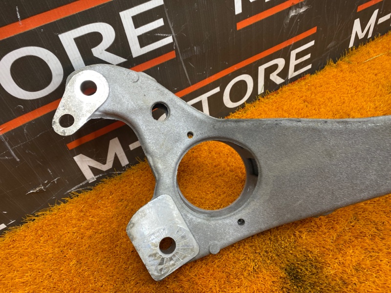 Кронштейн подушки двигателя, 750 рублей, Красноярск