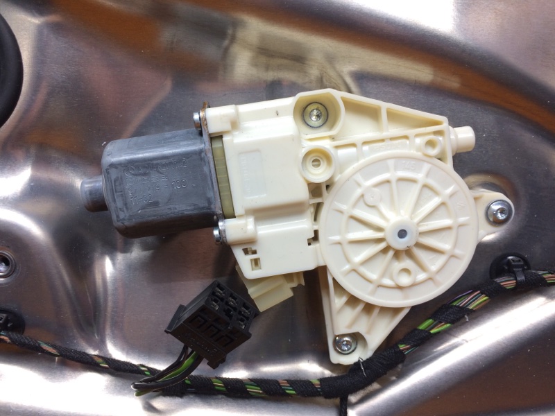 стеклоподъемник, 1390 рублей, Красноярск