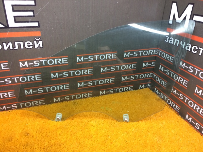 Стекло боковое, 670 рублей, Красноярск