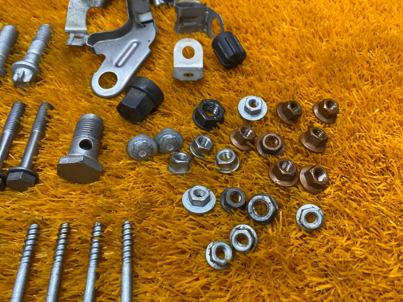 Болты и гайки ДВС, 750 рублей, Красноярск