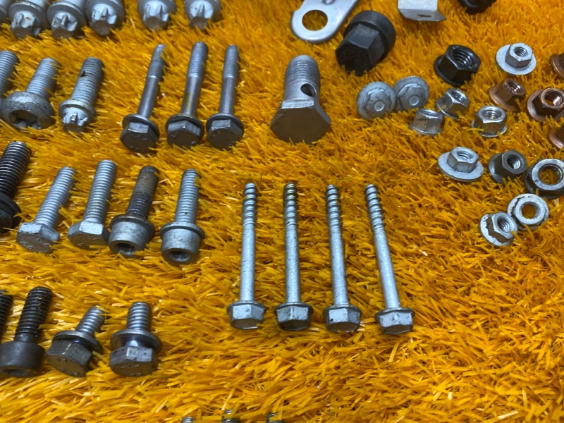 Болты и гайки ДВС, 750 рублей, Красноярск