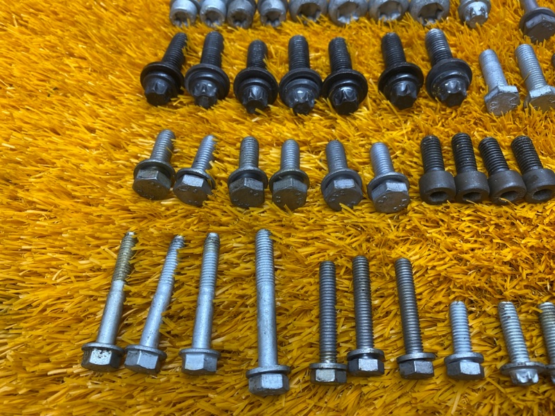 Болты и гайки ДВС, 750 рублей, Красноярск