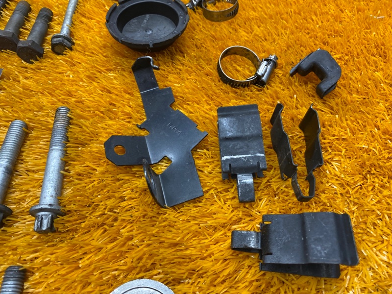 Болты и гайки ДВС, 930 рублей, Красноярск