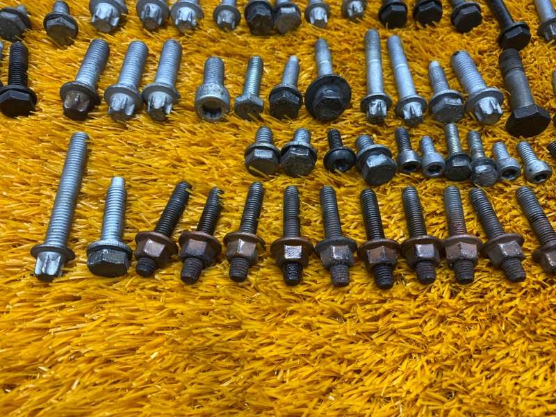 Болты и гайки ДВС, 930 рублей, Красноярск