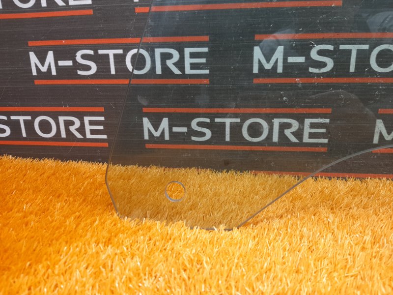 Стекло боковое, 860 рублей, Красноярск