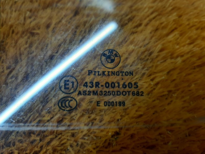 Стекло боковое, 860 рублей, Красноярск