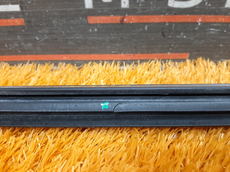 уплотнитель стекла двери, 300 рублей, Красноярск