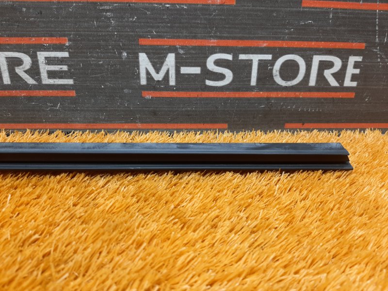 уплотнитель стекла двери, 300 рублей, Красноярск