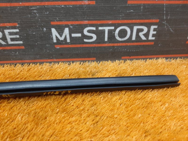 уплотнитель стекла двери, 380 рублей, Красноярск