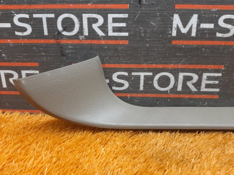 обшивка двери багажника, 410 рублей, Красноярск