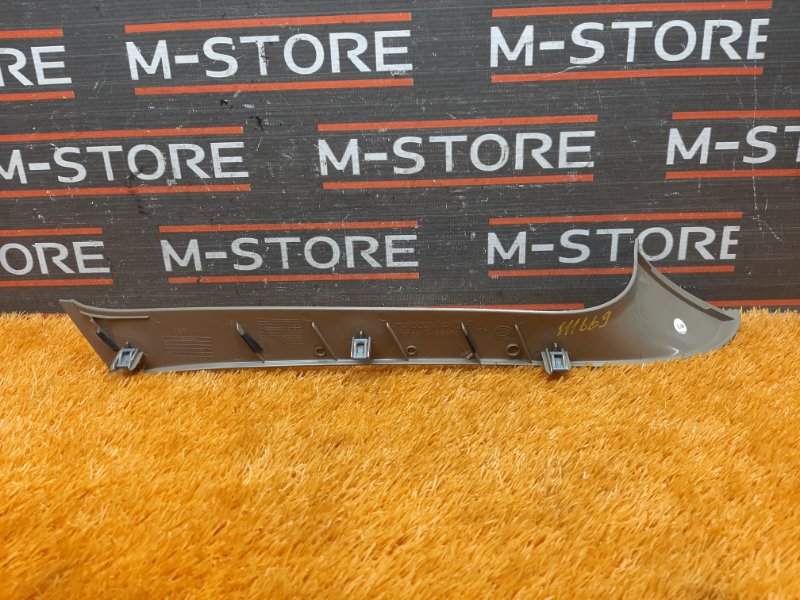 обшивка двери багажника, 410 рублей, Красноярск