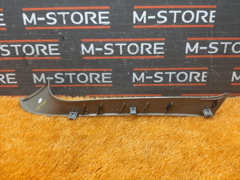 обшивка двери багажника, 410 рублей, Красноярск