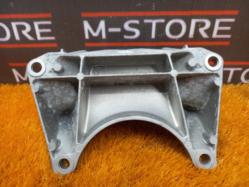 Кронштейн КПП, 500 рублей, Красноярск