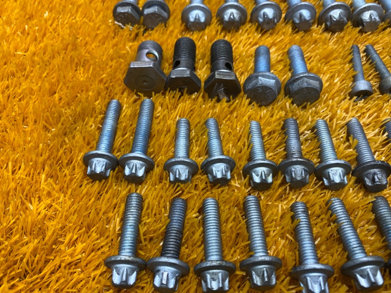 Болты и гайки ДВС, 750 рублей, Красноярск