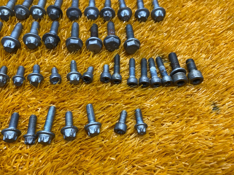 Болты и гайки ДВС, 750 рублей, Красноярск