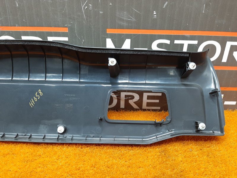 обшивка двери багажника, 480 рублей, Красноярск