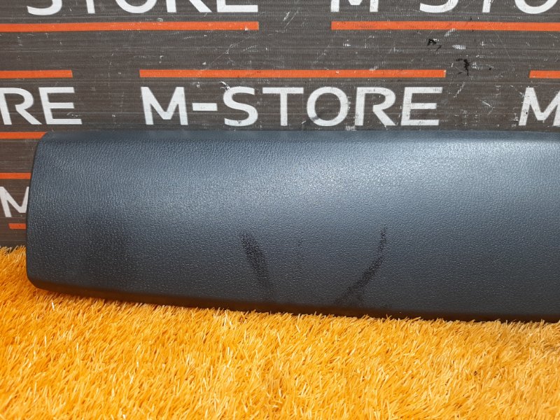 обшивка двери багажника, 670 рублей, Красноярск