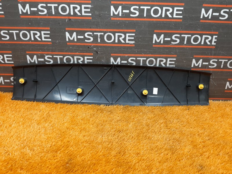 обшивка двери багажника, 670 рублей, Красноярск