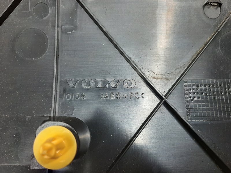 обшивка двери багажника, 670 рублей, Красноярск