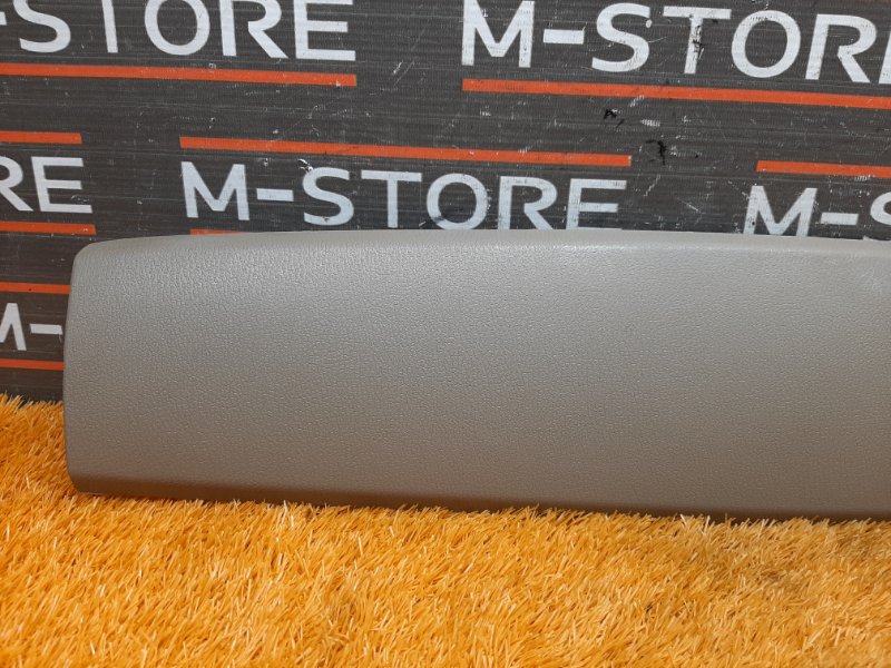 обшивка двери багажника, 670 рублей, Красноярск