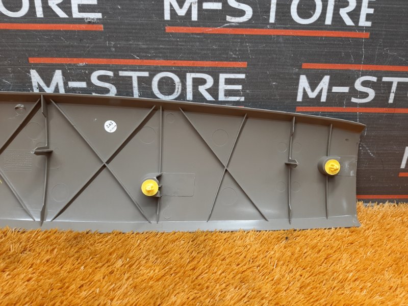 обшивка двери багажника, 670 рублей, Красноярск