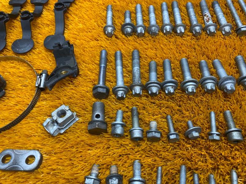 Болты и гайки ДВС, 1220 рублей, Красноярск