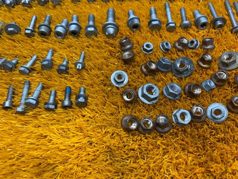 Болты и гайки ДВС, 1220 рублей, Красноярск
