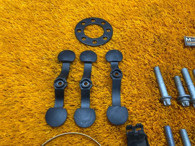 Болты и гайки ДВС, 1220 рублей, Красноярск