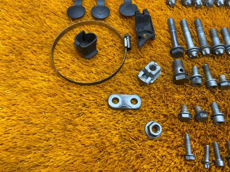 Болты и гайки ДВС, 1220 рублей, Красноярск