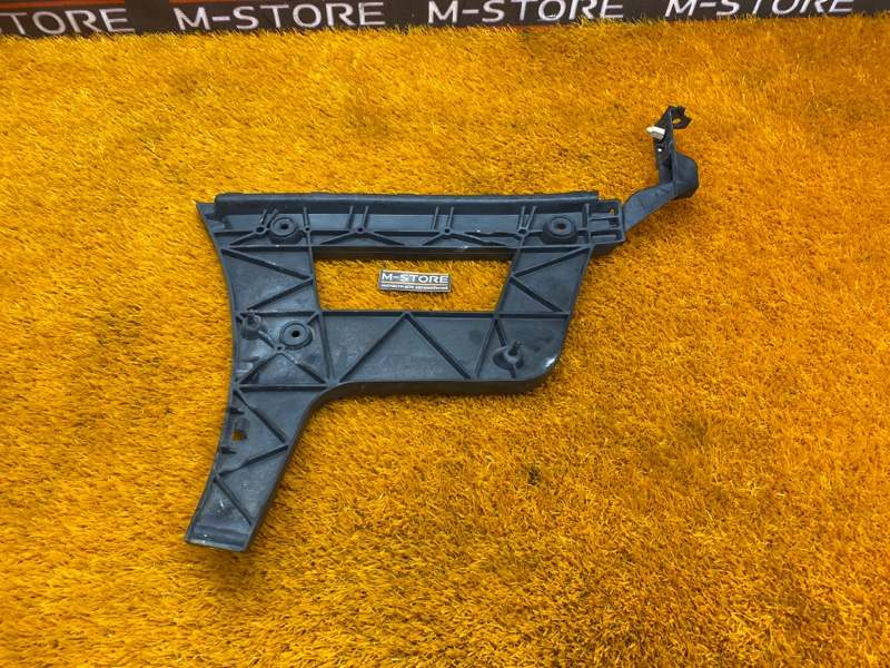 крепление бампера, 450 рублей, Красноярск