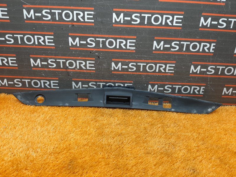 ручка багажника, 1000 рублей, Красноярск