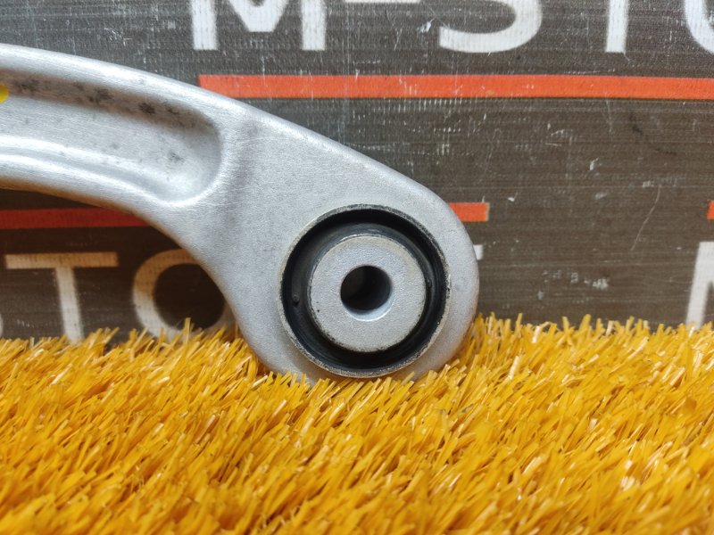 Рычаг подвески верхний, 1060 рублей, Красноярск