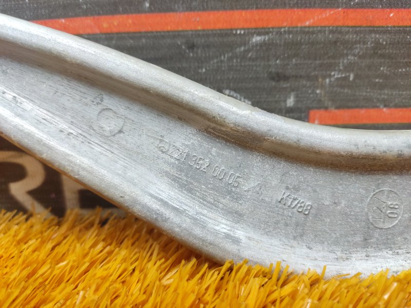 Рычаг подвески верхний, 1060 рублей, Красноярск