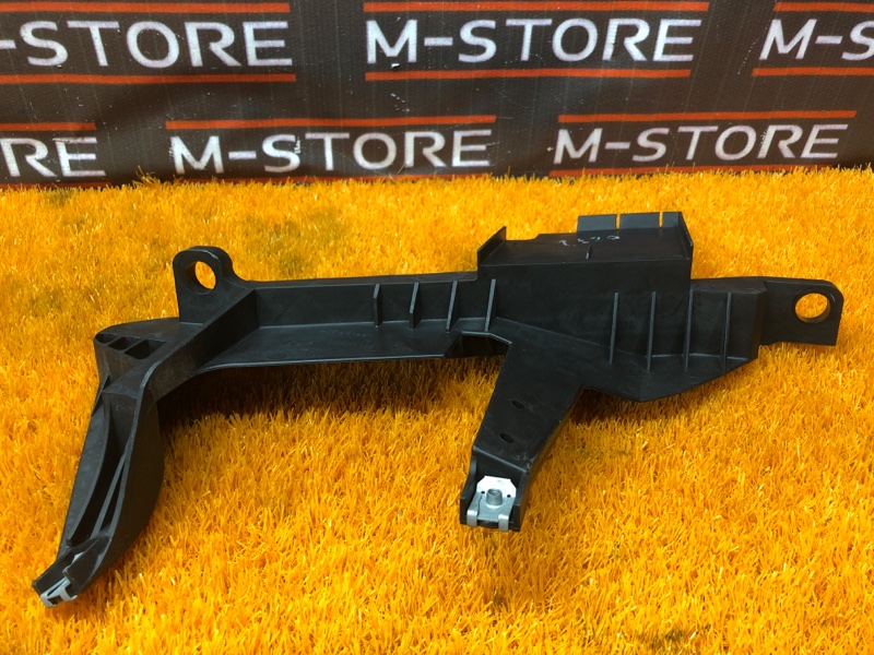 кронштейн фары, 800 рублей, Красноярск