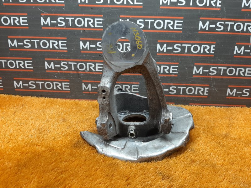 кулак поворотный, 1000 рублей, Красноярск