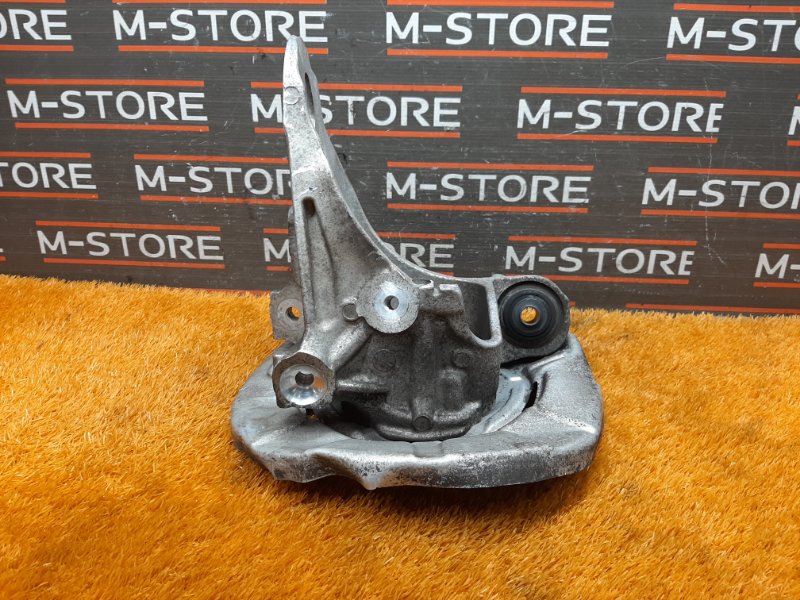 кулак поворотный, 1000 рублей, Красноярск