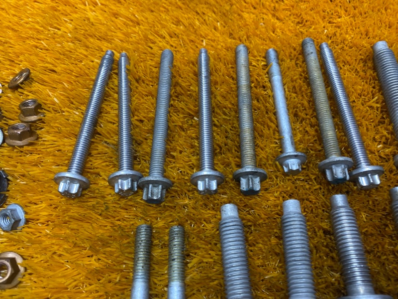 Болты и гайки ДВС, 750 рублей, Красноярск