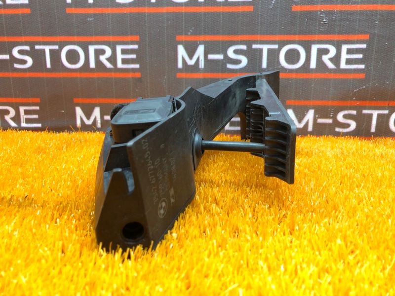 педаль газа, 500 рублей, Красноярск