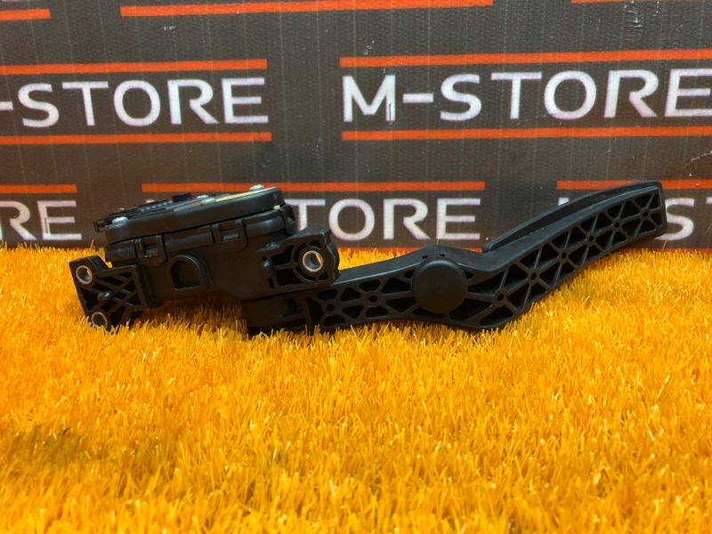 педаль газа, 500 рублей, Красноярск