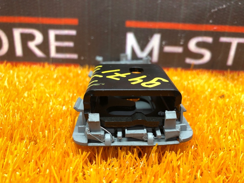 Накладка плафона освещения, 300 рублей, Красноярск