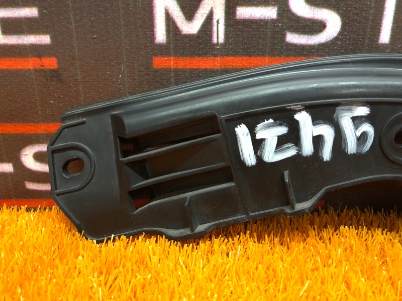 крепление бампера, 300 рублей, Красноярск