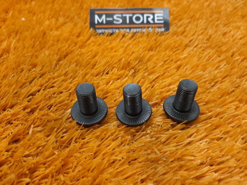 болт гидротрансформатора, 300 рублей, Красноярск