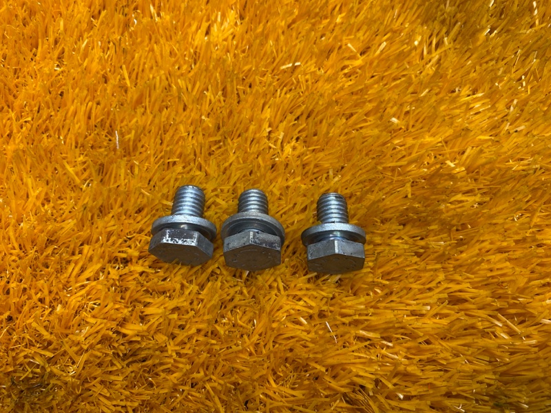 болт гидротрансформатора, 300 рублей, Красноярск